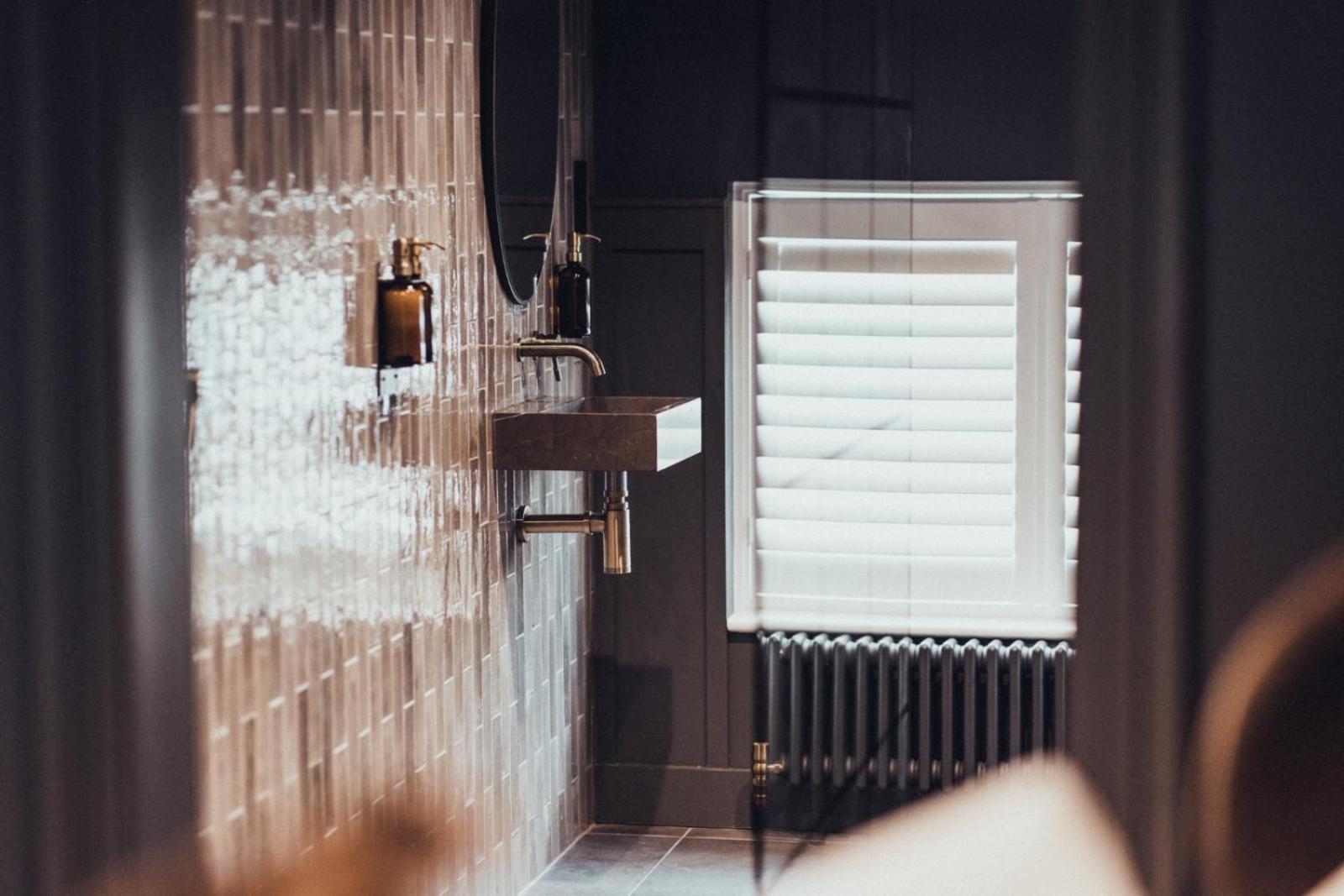 The Silk Rooms, At The Freemasons Inn Knutsford Bagian luar foto