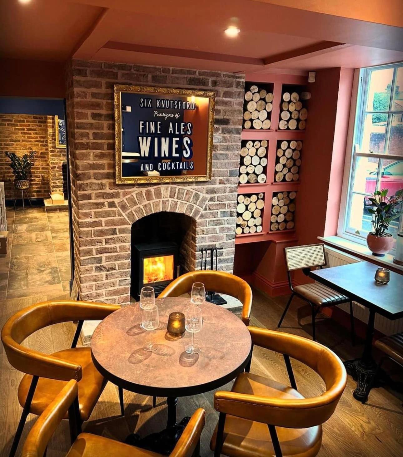 The Silk Rooms, At The Freemasons Inn Knutsford Bagian luar foto